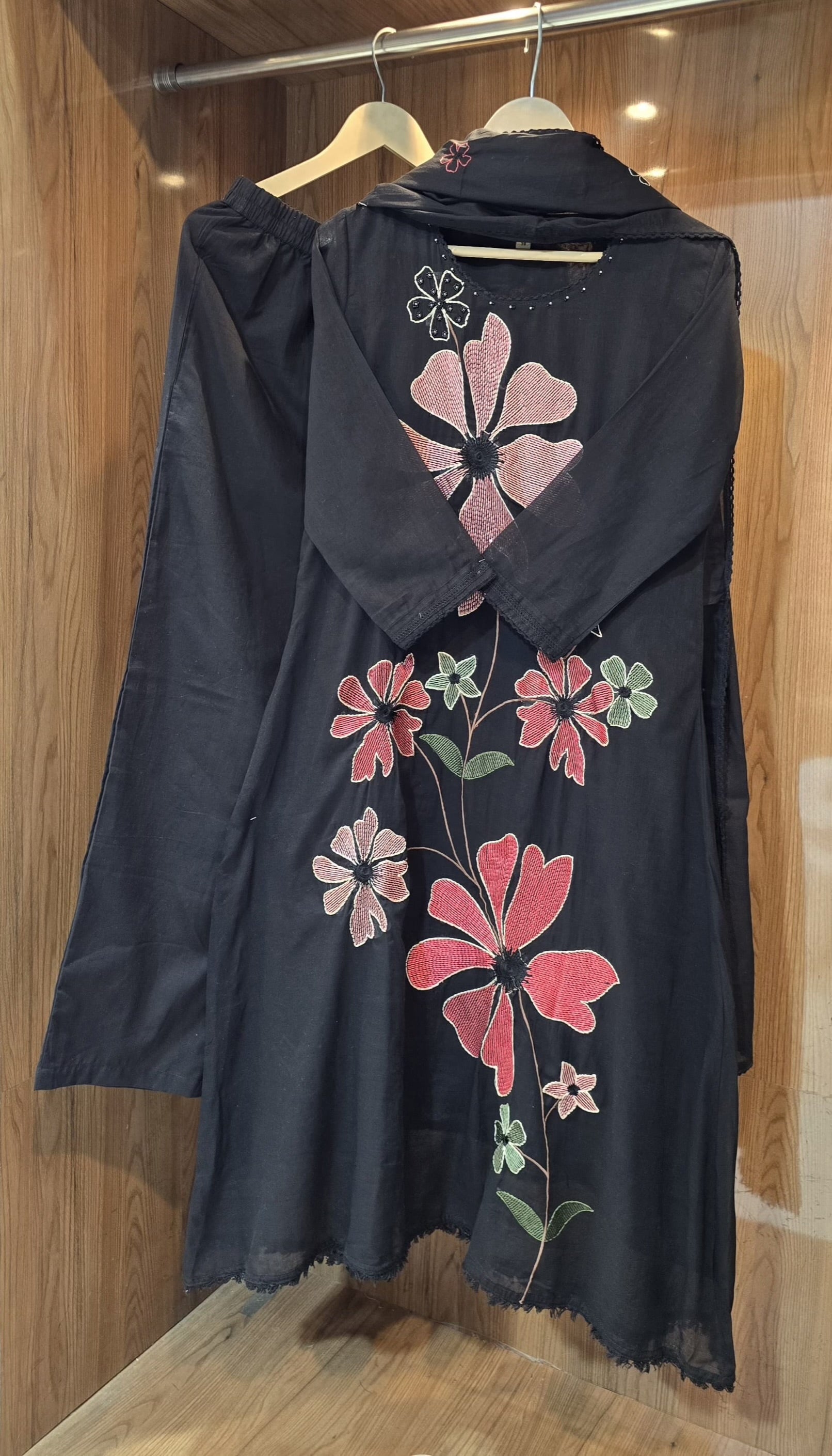 Beautiful Mul Cotton Suit With Appliqué Work, Pant And Dupatta - 031